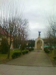 Пам'ятники, скульптури