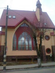 Культові споруди