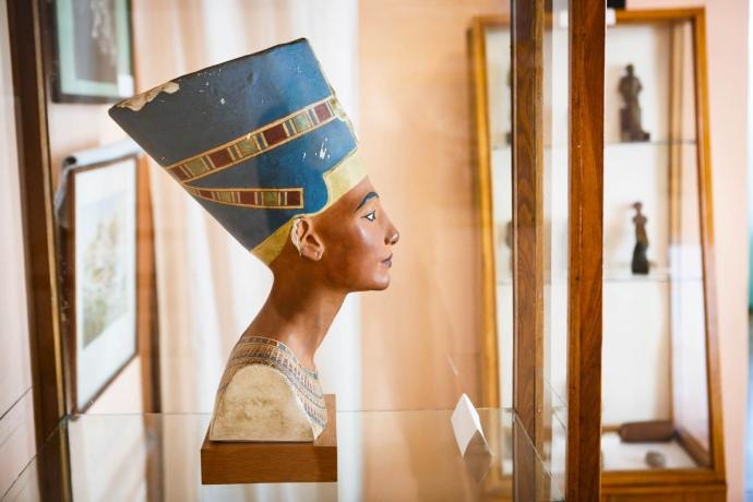 Пікассо і Малевич у Пархомівці. Як українське - Пархомівка