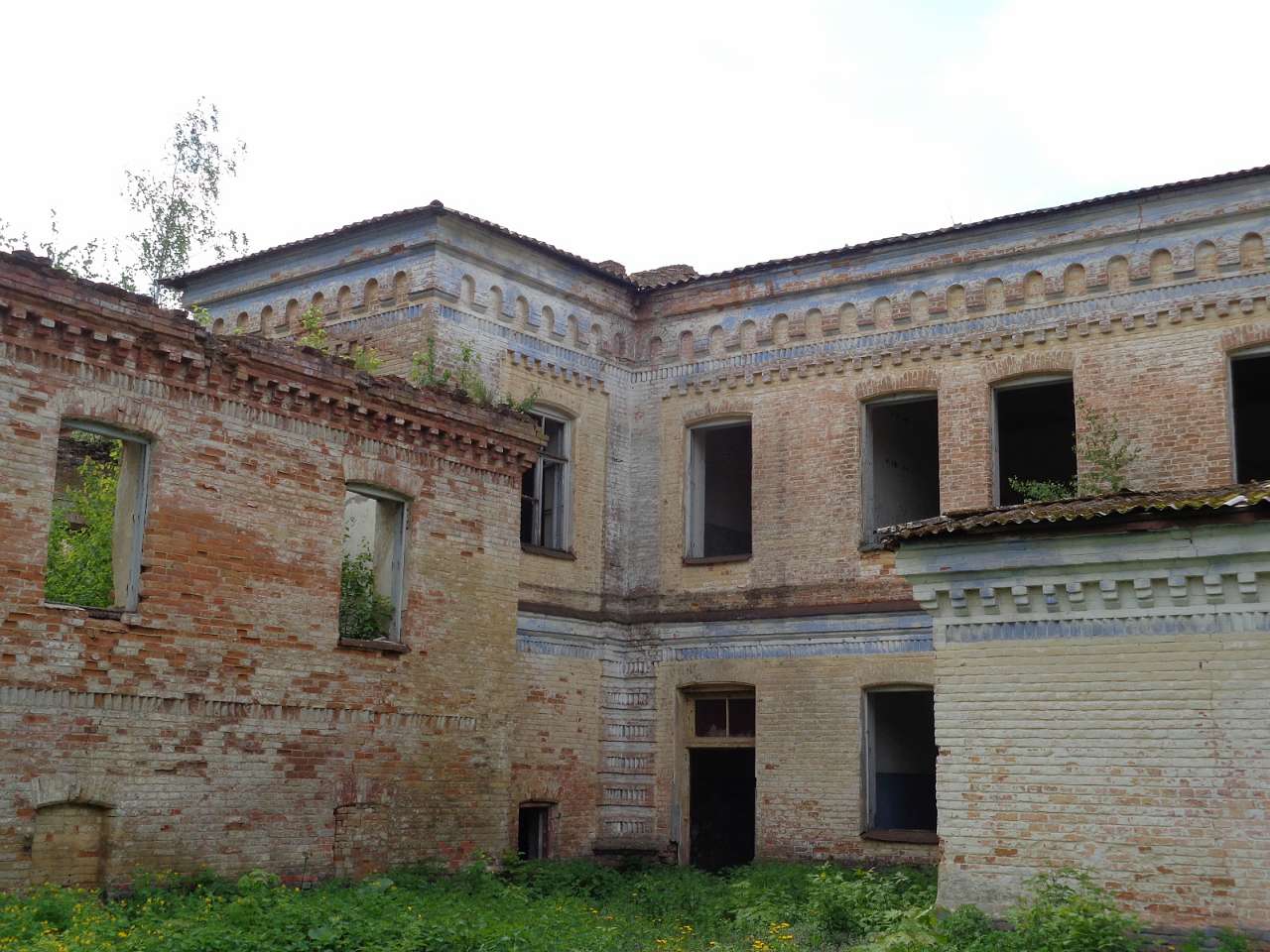 Колишній технікум - Майнівка