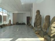 ДНІПРОРУДНЕНСЬКІ КАМ'ЯНІ БАБИ