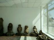 ДНІПРОРУДНЕНСЬКІ КАМ'ЯНІ БАБИ