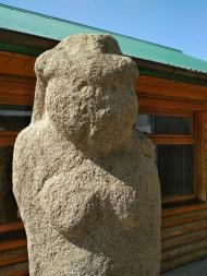 ДНІПРОРУДНЕНСЬКІ КАМ'ЯНІ БАБИ