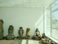 ДНІПРОРУДНЕНСЬКІ КАМ'ЯНІ БАБИ