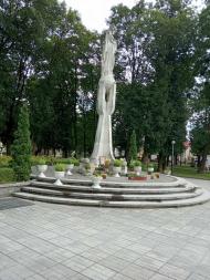 Пам'ятники, скульптури, пам'ятні дошки,хре...