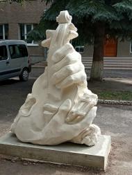 Пам'ятники, скульптури, пам'ятні дошки,хре...