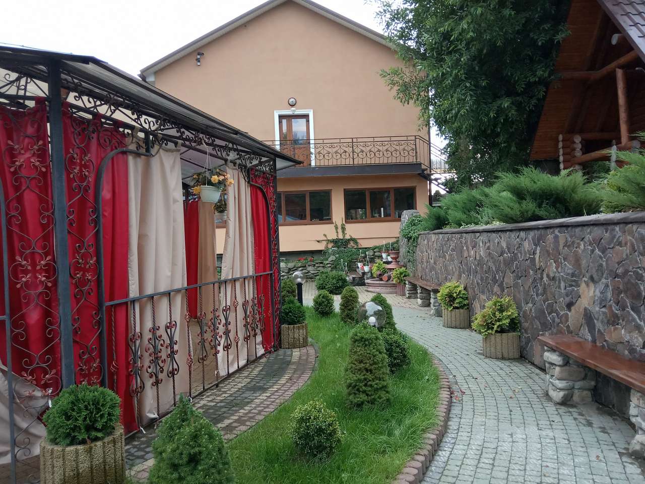 кафе-бар Вікторія - Київець