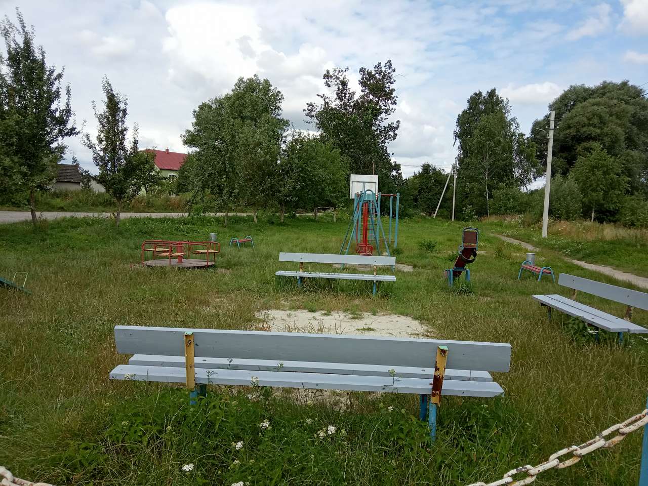 Дитячий майданчик - Демня