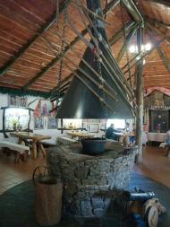 ДИКИЙ ХУТІР