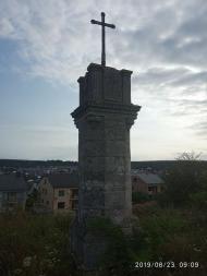 Пам'ятники, скульптури, пам'ятні дошки,хре...