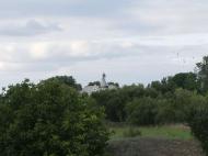 Десь між Ісаєвим і Покровкою