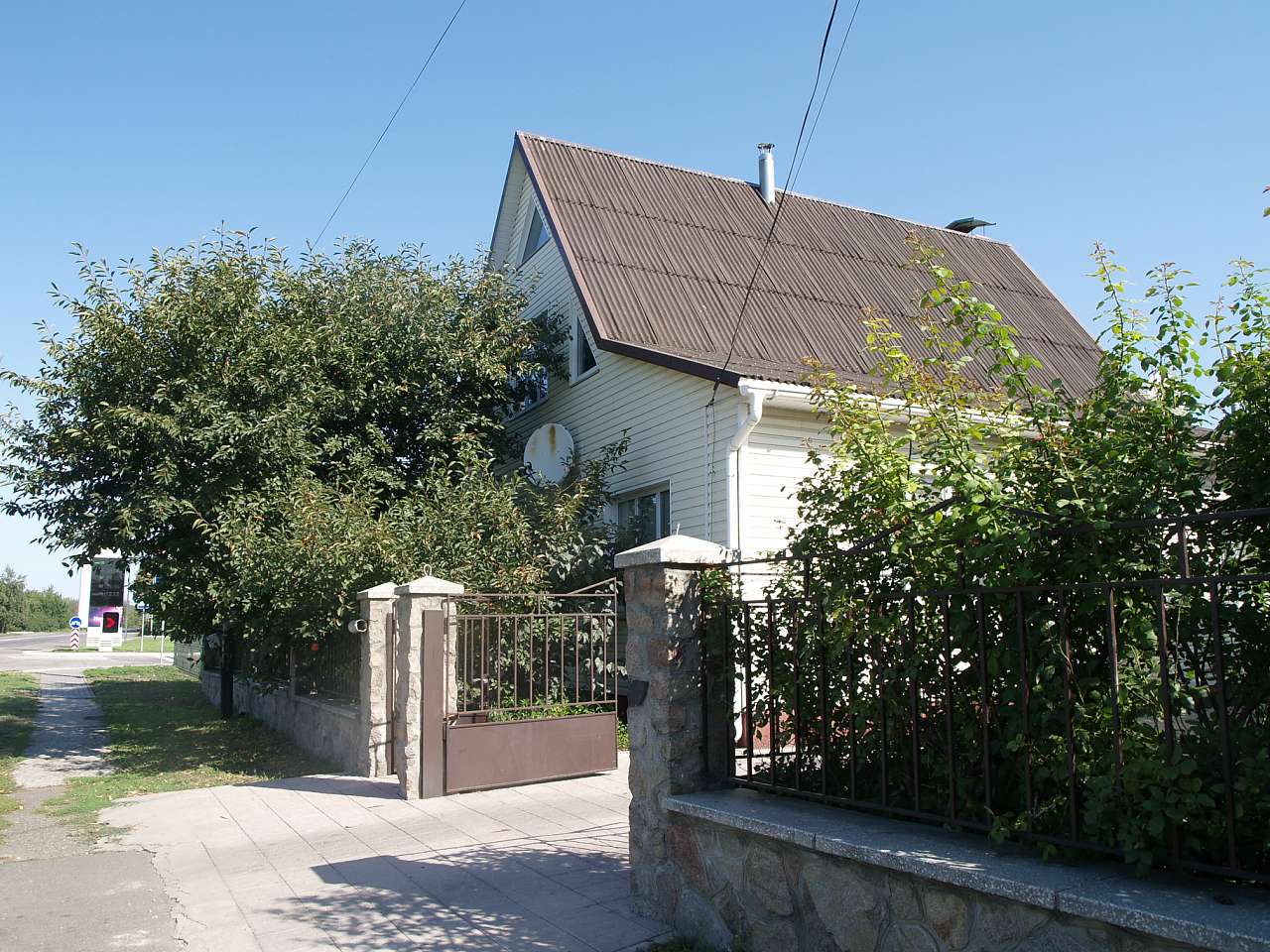 БІЛЯ ЗАПРАВКИ - Софіївка