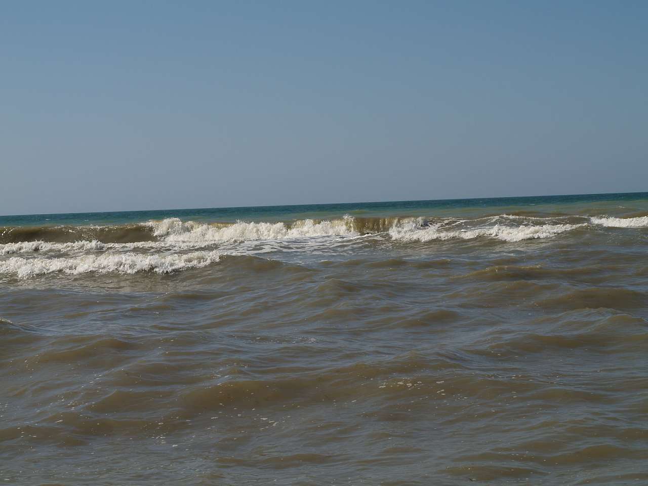 ЛАЗУРНОЕ МОРЕ ЛАЗУРНОГО - Лазурне