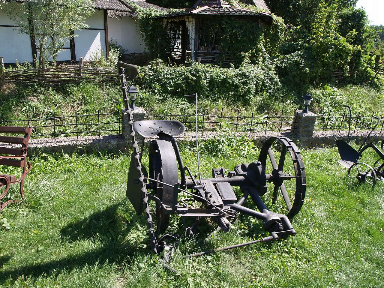 ДИКИЙ ХУТІР - Буда