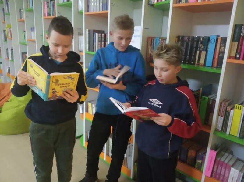 Дитяча бібліотека КЗ 'Публічна бібліотека Нов - Новая Водолага