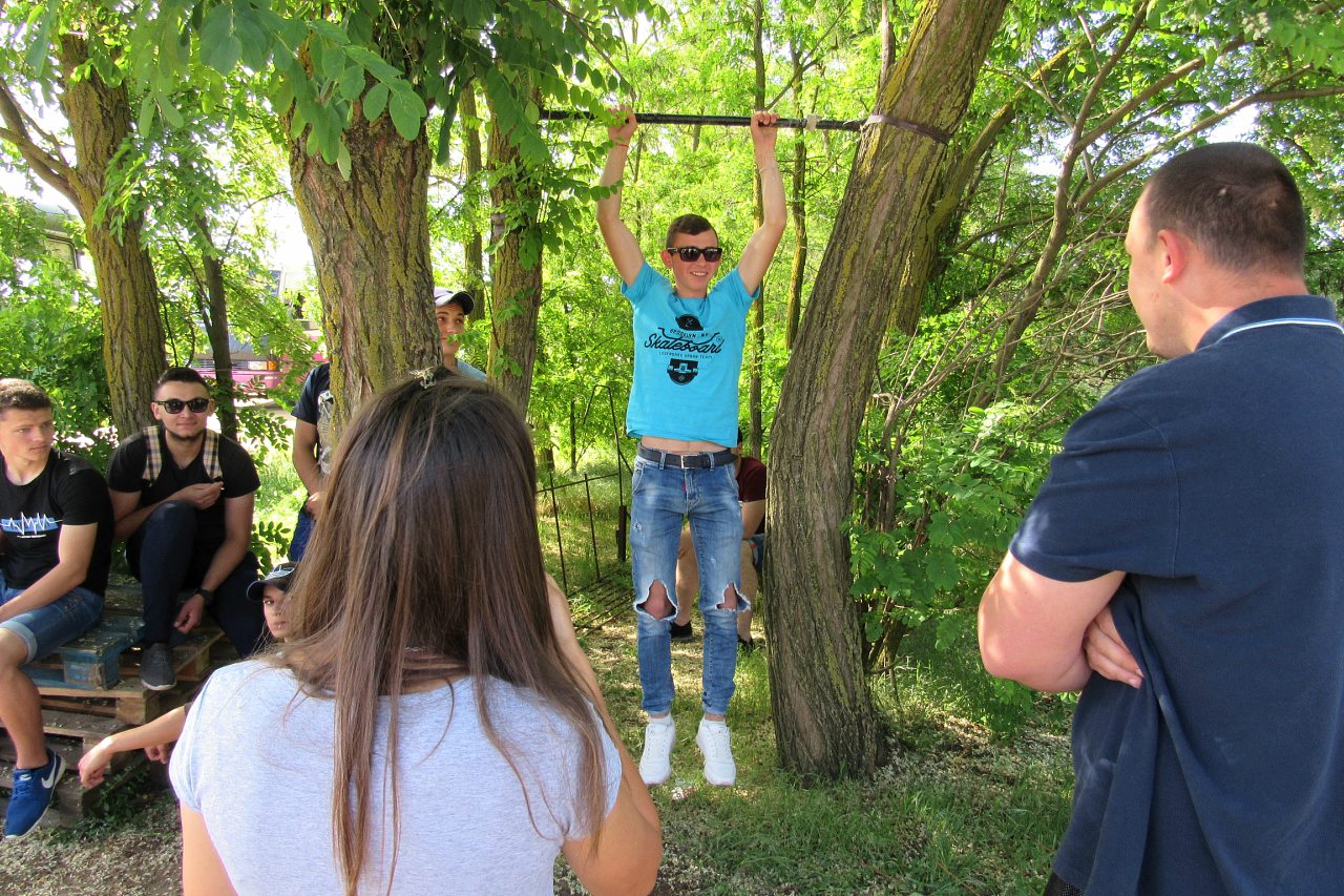 Дніпряни - Дніпряни