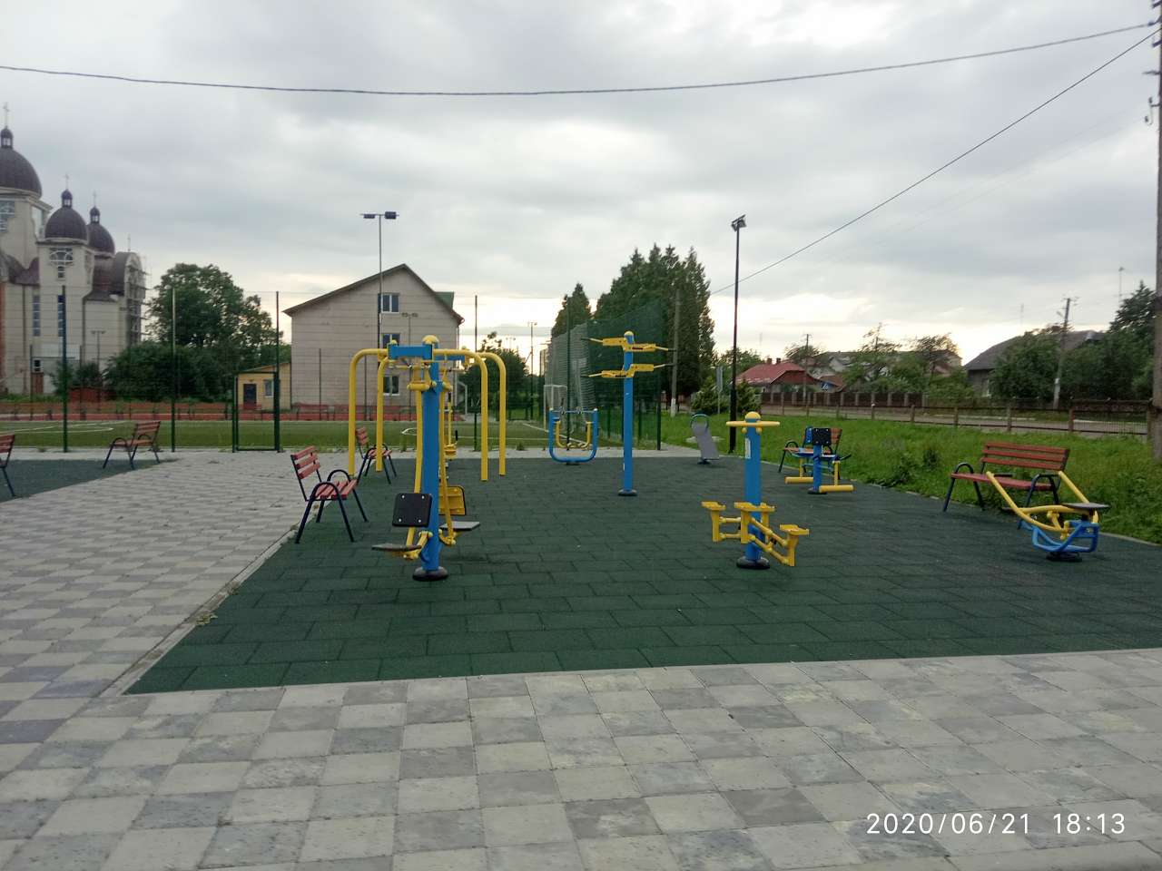 Спортивний майданчик - Дуліби