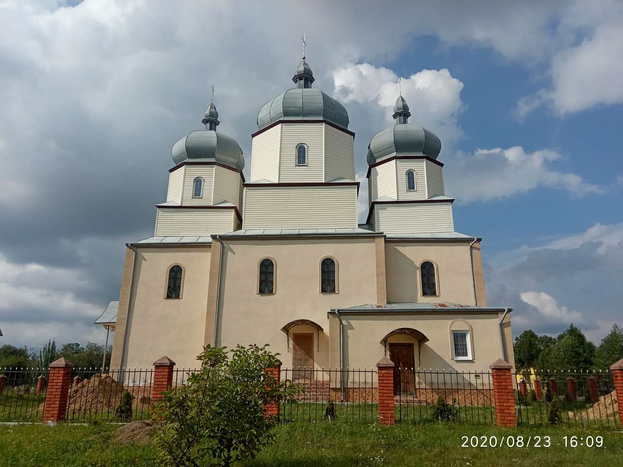 Церква Різдва Пресвятої Богородиці  - Рівне