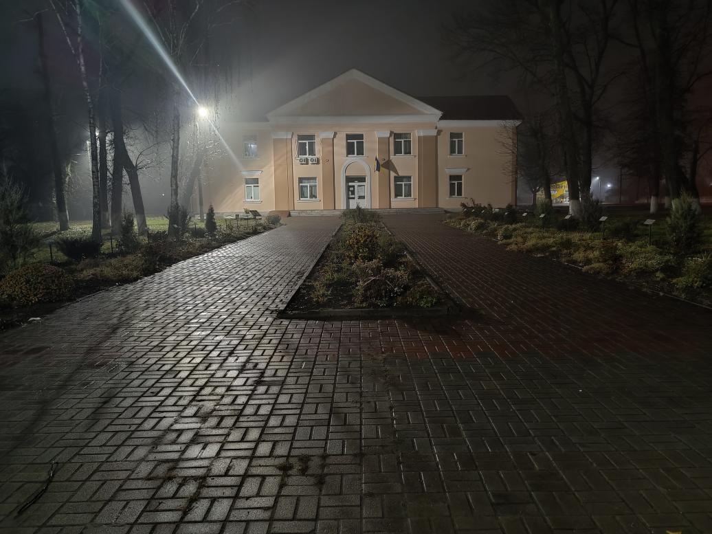 Будівлі та пам'ятки - Носівка