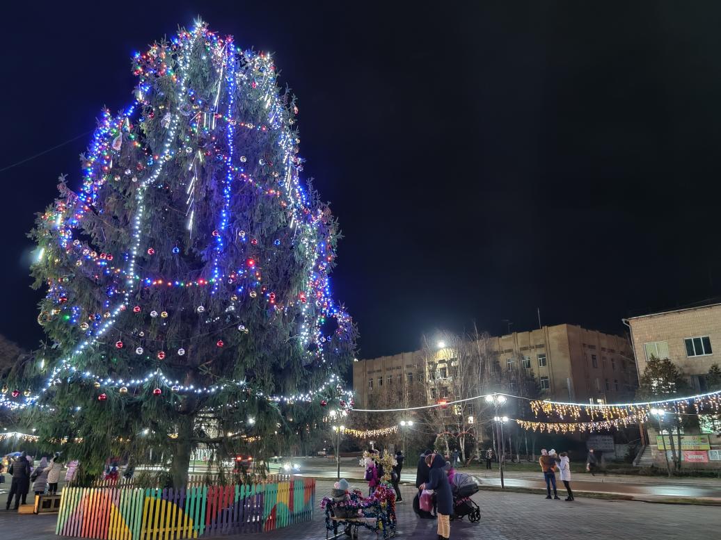 Будівлі та пам'ятки - Носівка