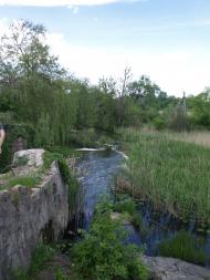 Розвалений водяний млин