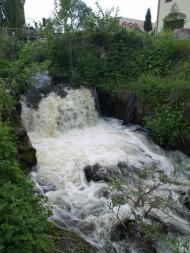 Розвалений водяний млин