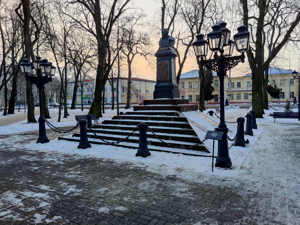 Пам'ятники Ніжина - Нежин