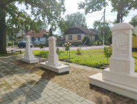 Капличка та хресна дорога