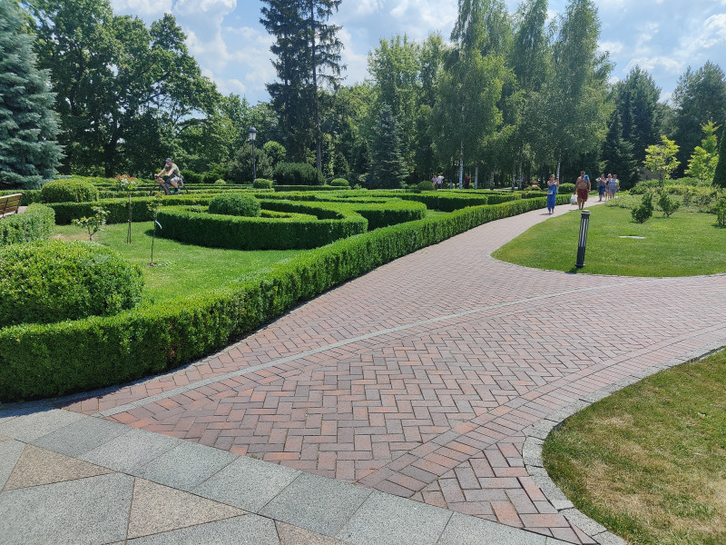 Межигір'я - Нові Петрівці