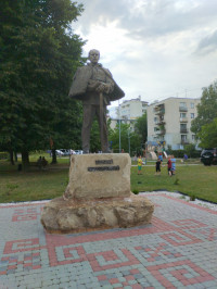 Пам'ятники, скульптури