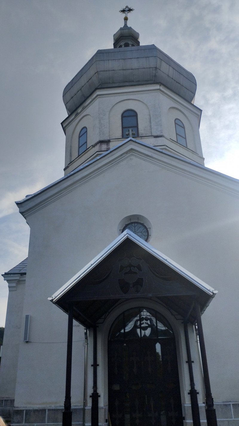 Церква - Верин