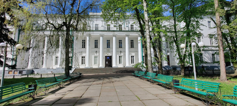 НДУ ім. Гоголя - Ніжин